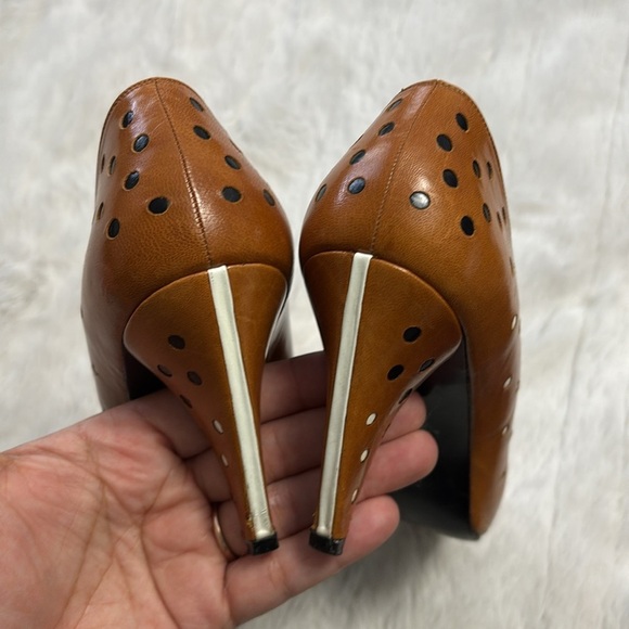 Vintage Stuart Weitzman pumps - Picture 4 of 8
